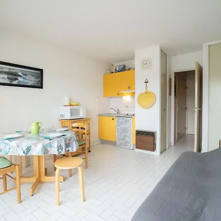Le Grand Pavois-4 By Interhome